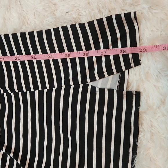 Kismet black and white striped dress with stomach knot - Picture 6 of 6